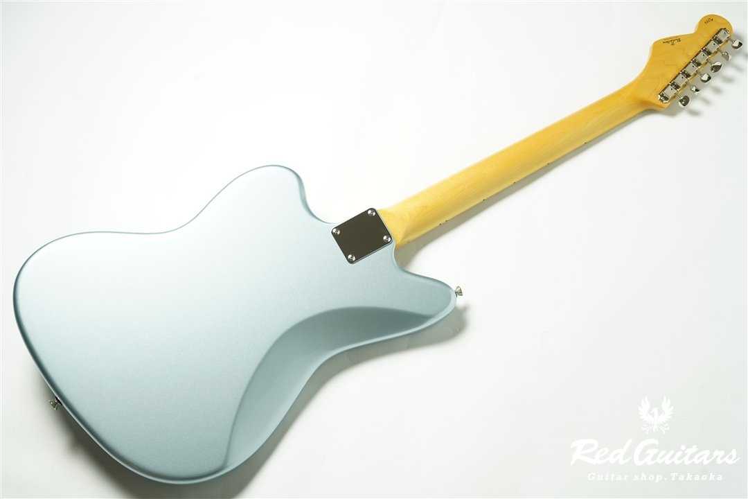 Model JM. Glassy #093 - Ice Blue Metallic